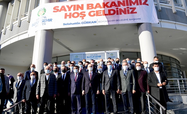 Bakan Karaismailoğlu Malatya Belediyesi'ni ziyaret etti