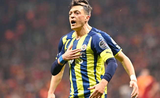 Mesut Özil 'Kariyerimi Fenerbahçe'de tamamlayacağım'
